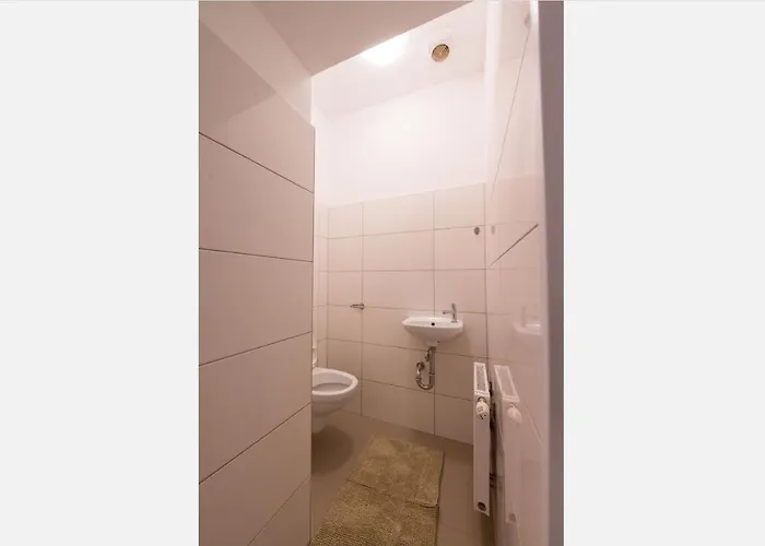 Apartment Charming Flat & Balcony Near Station L Bg5 Vienna