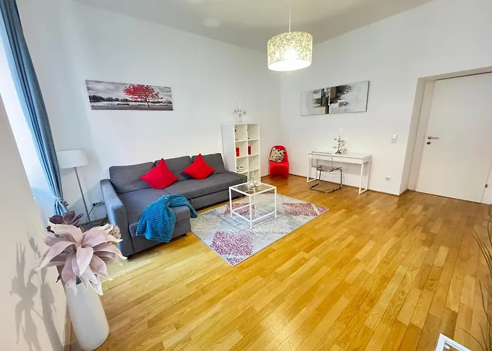 Apartment Charming Flat & Balcony Near Station L Bg5 *