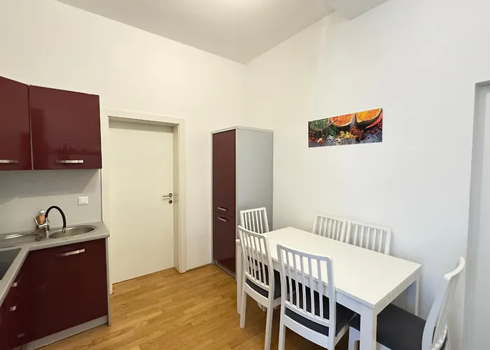 Charming Flat & Balcony Near Station L Bg5 Apartment Vienna